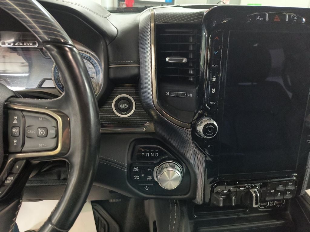 2021 RAM 1500 Limited Crew Cab 4x4 6'4' Box
