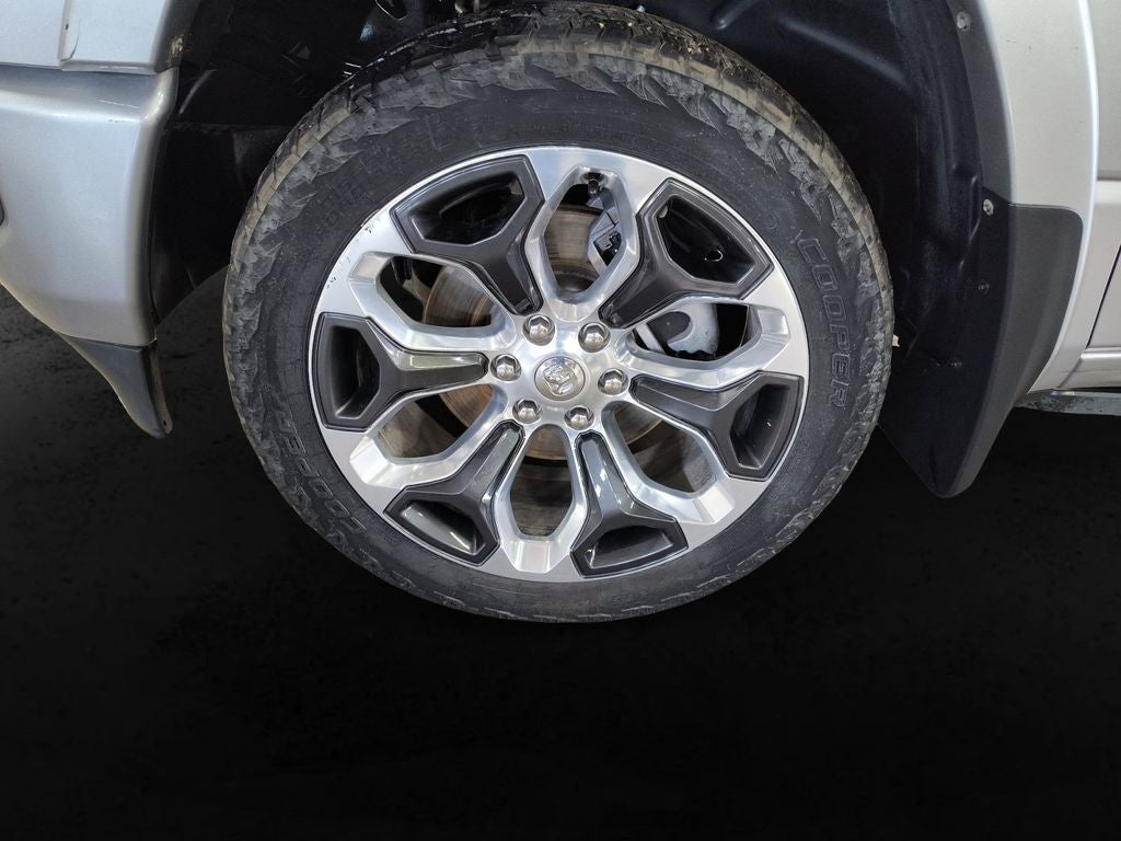 2021 RAM 1500 Limited Crew Cab 4x4 6'4' Box