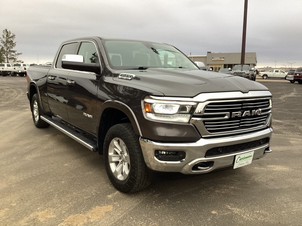 2020 RAM 1500 Laramie Crew Cab 4x4 6'4' Box