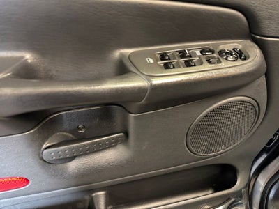 2004 Dodge Ram 1500 SLT/Laramie