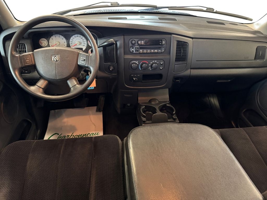 2004 Dodge Ram 1500 SLT/Laramie