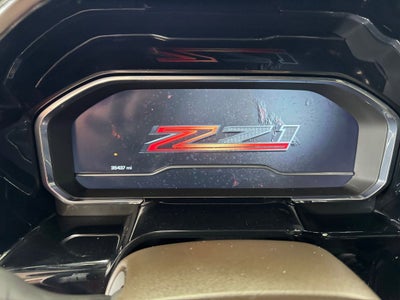 2023 Chevrolet Silverado 1500 4WD Crew Cab Standard Bed LTZ