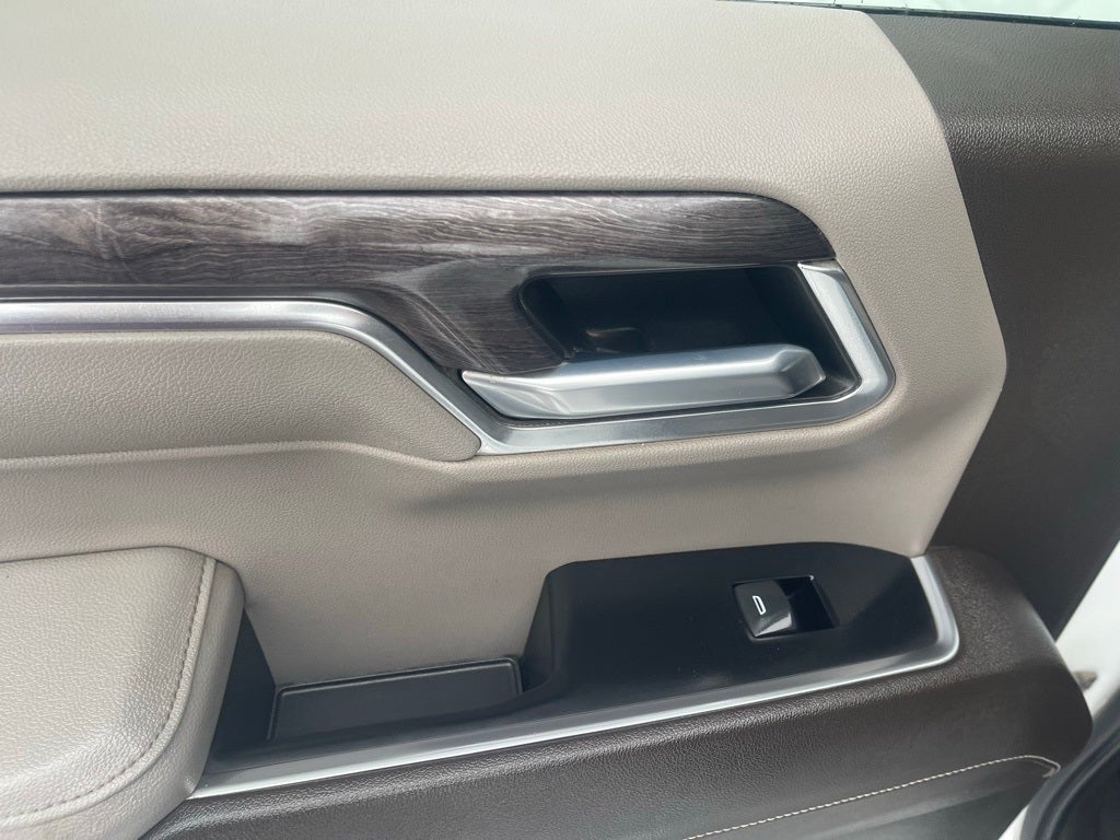 2022 Chevrolet Silverado 1500 4WD Crew Cab Short Bed LTZ