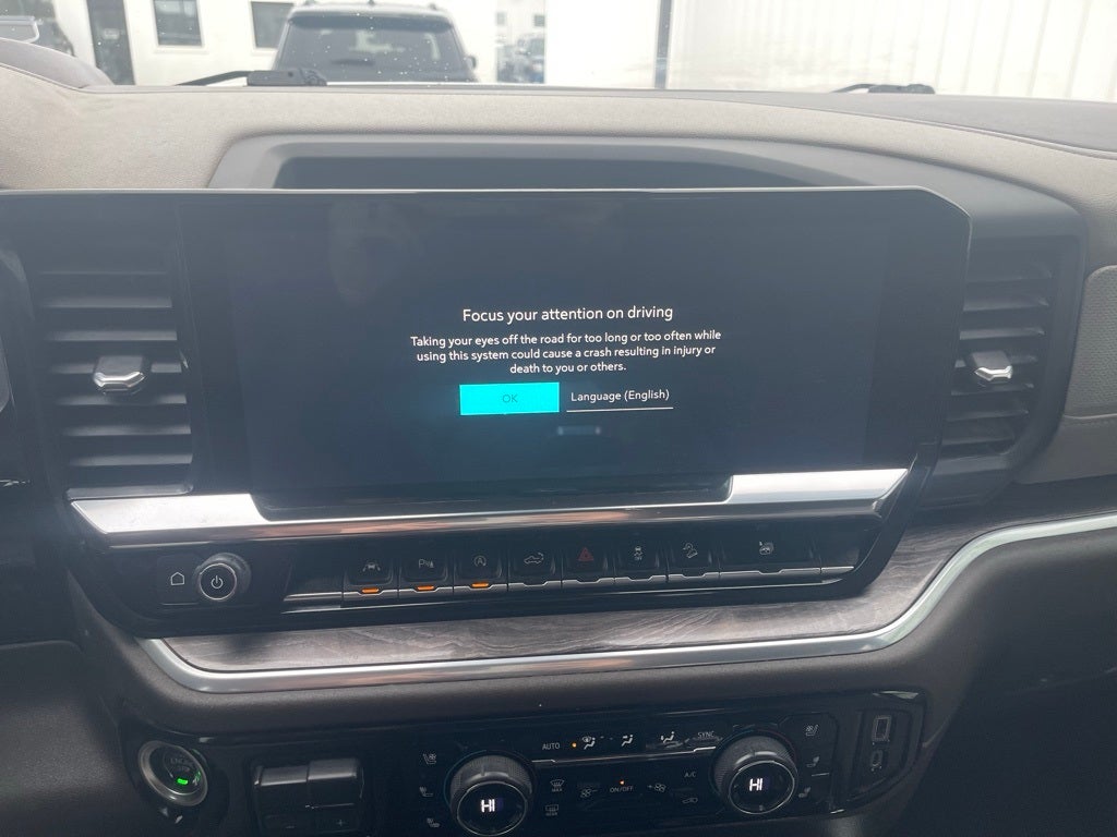 2022 Chevrolet Silverado 1500 4WD Crew Cab Short Bed LTZ