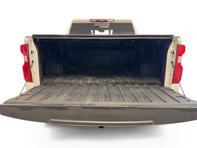 2023 Chevrolet Silverado 1500 4WD Crew Cab Short Bed High Country