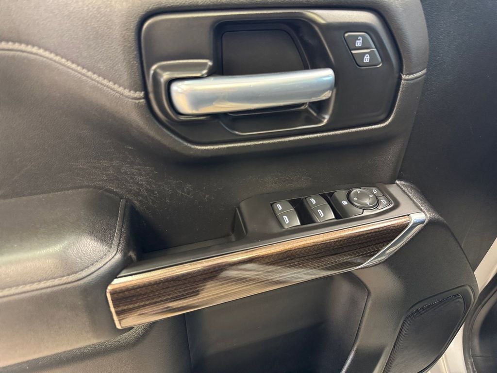 2021 Chevrolet Silverado 1500 4WD Crew Cab Short Bed LT