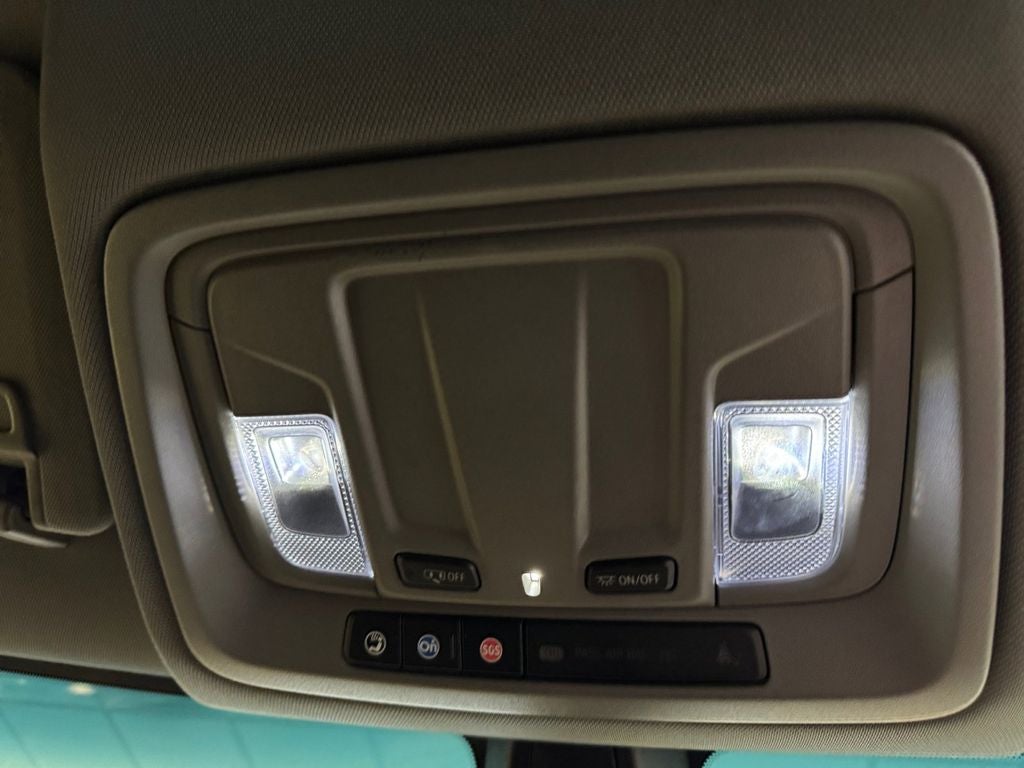 2021 Chevrolet Silverado 1500 4WD Crew Cab Short Bed LT