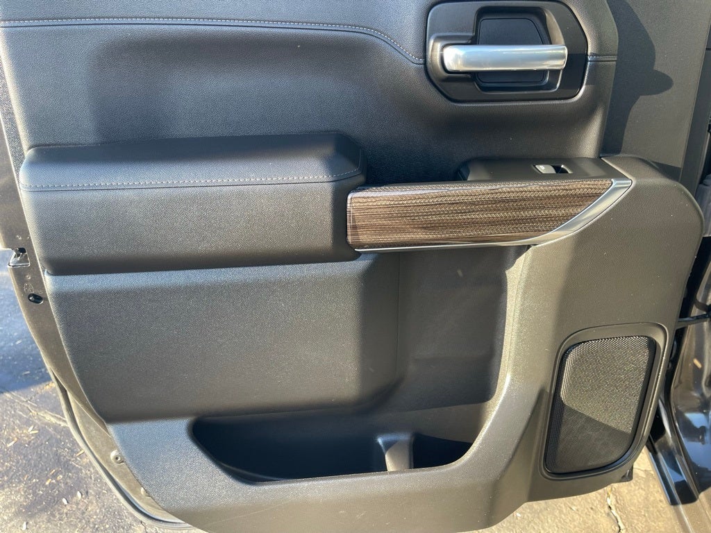 2021 Chevrolet Silverado 1500 4WD Crew Cab Standard Bed RST