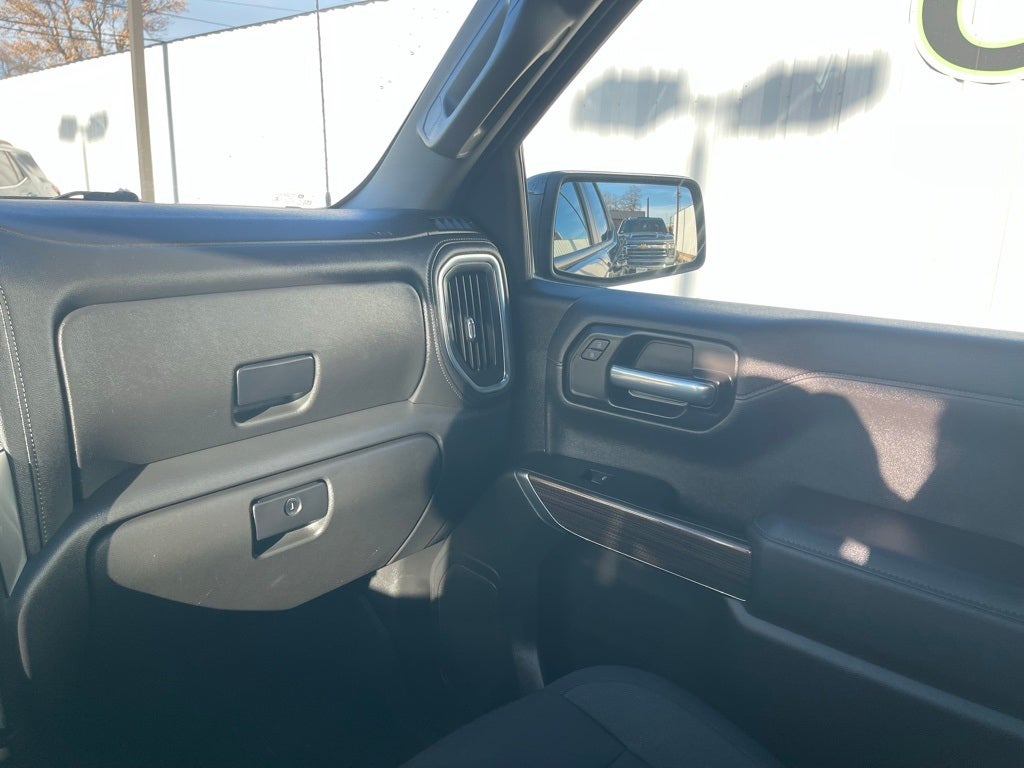 2021 Chevrolet Silverado 1500 4WD Crew Cab Standard Bed RST