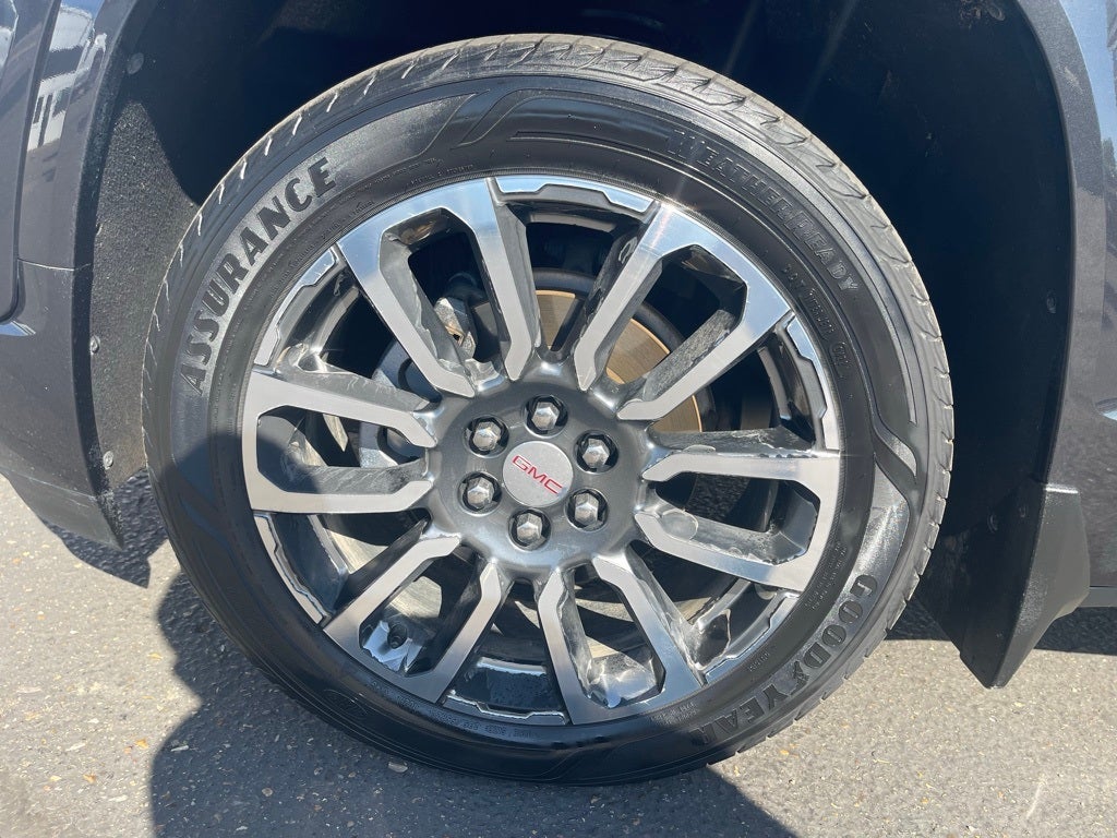 2020 GMC Acadia AWD Denali