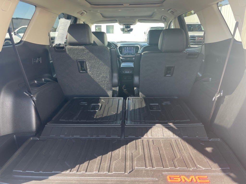 2020 GMC Acadia AWD Denali