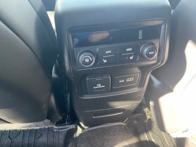 2020 GMC Acadia AWD Denali