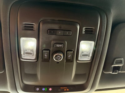 2022 GMC Yukon 4WD SLT