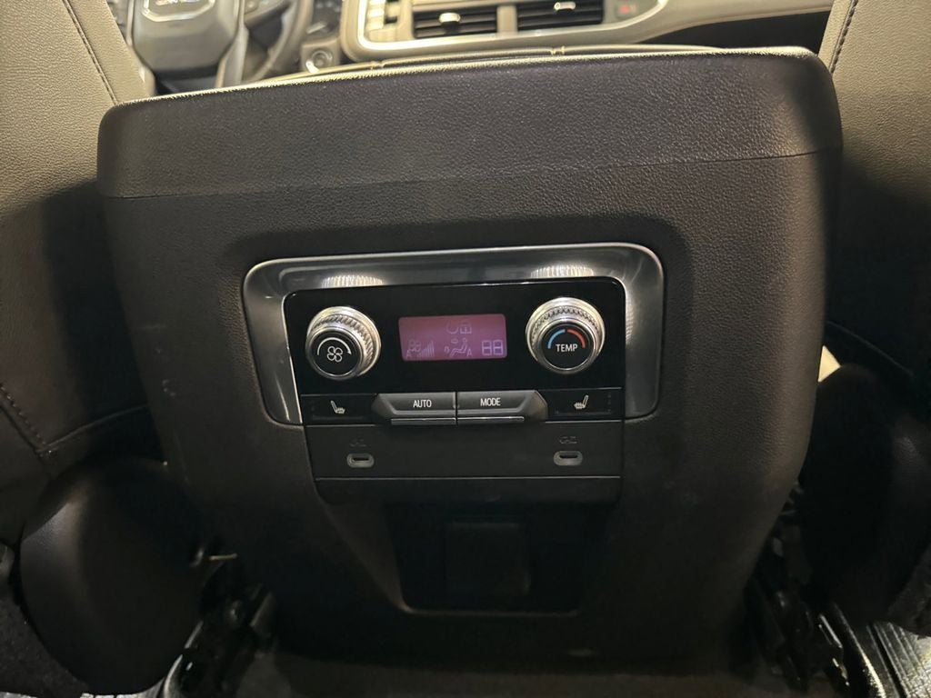 2021 GMC Yukon 4WD AT4