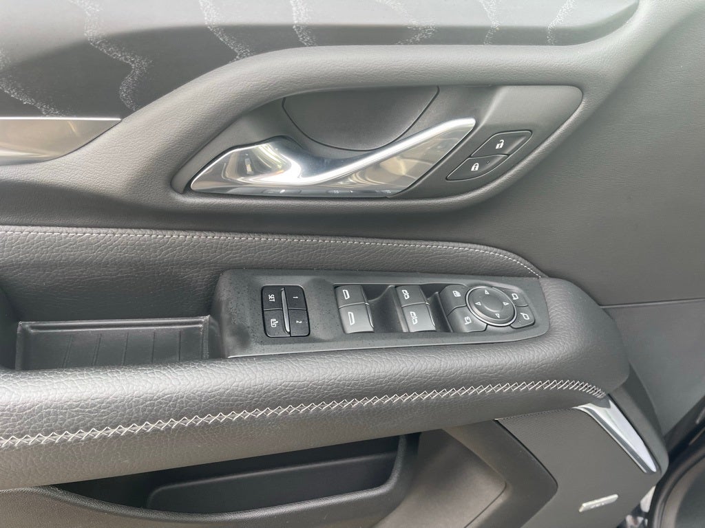 2023 GMC Yukon 4WD Denali