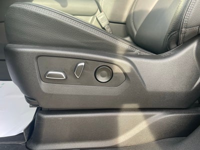 2023 GMC Yukon 4WD Denali