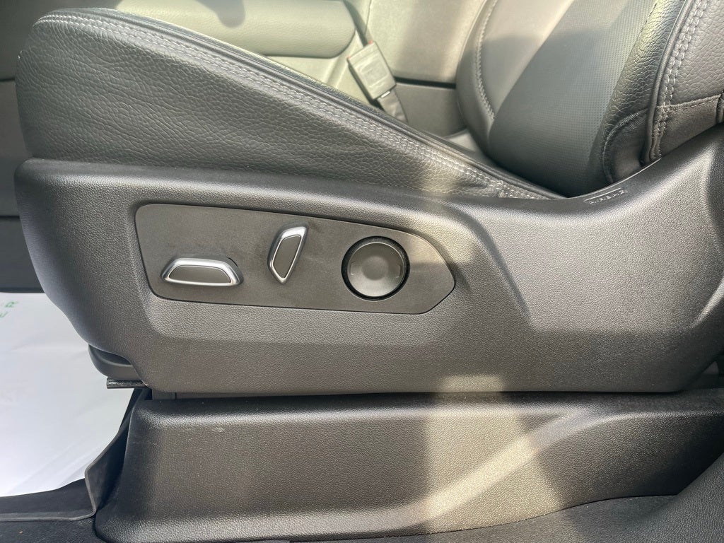 2023 GMC Yukon 4WD Denali