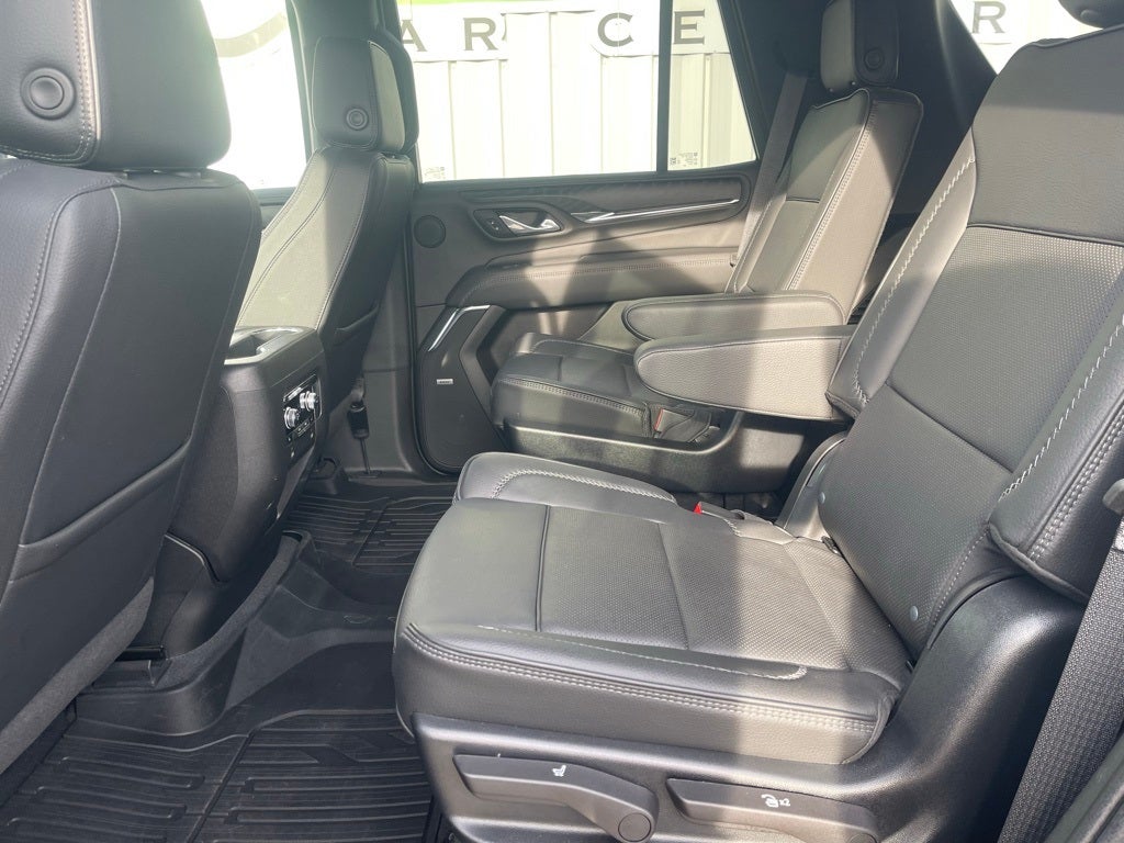 2023 GMC Yukon 4WD Denali