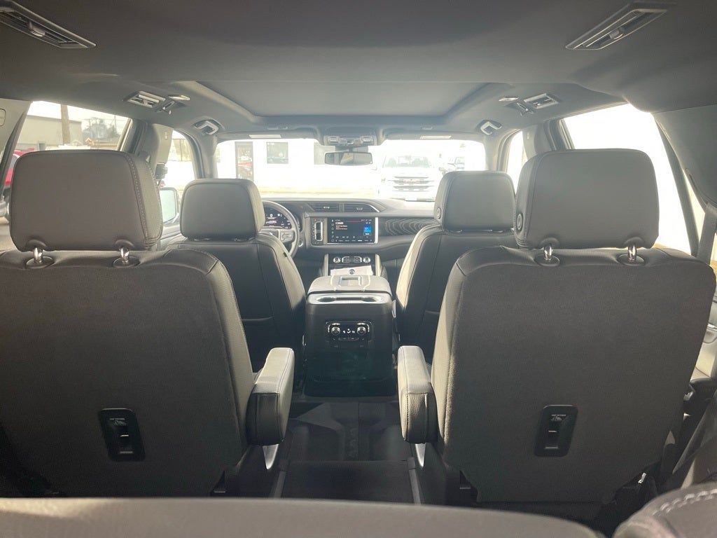 2023 GMC Yukon 4WD Denali