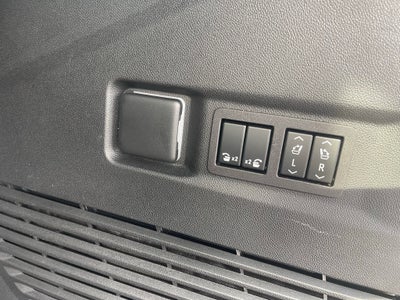 2023 GMC Yukon 4WD Denali