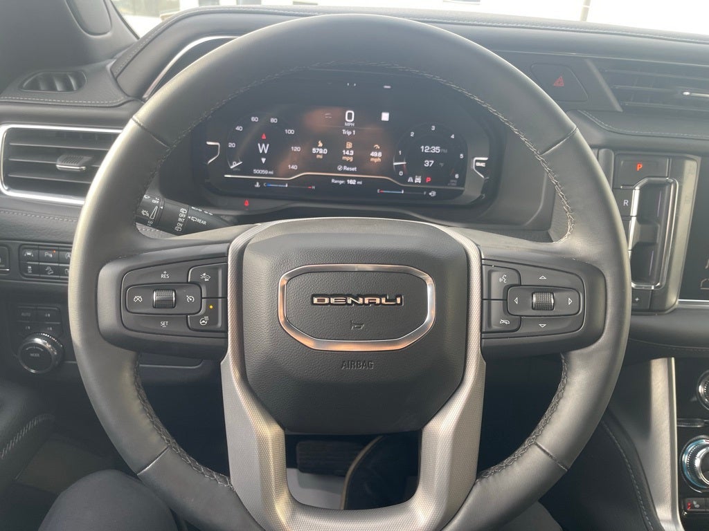 2023 GMC Yukon 4WD Denali