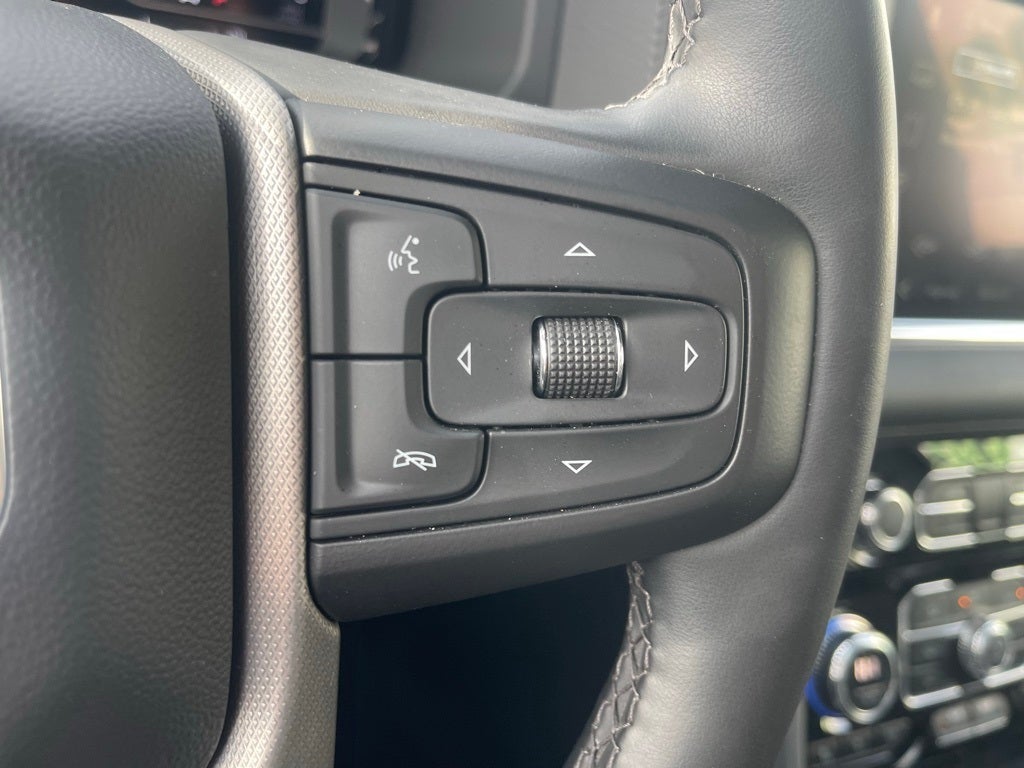 2023 GMC Yukon 4WD Denali