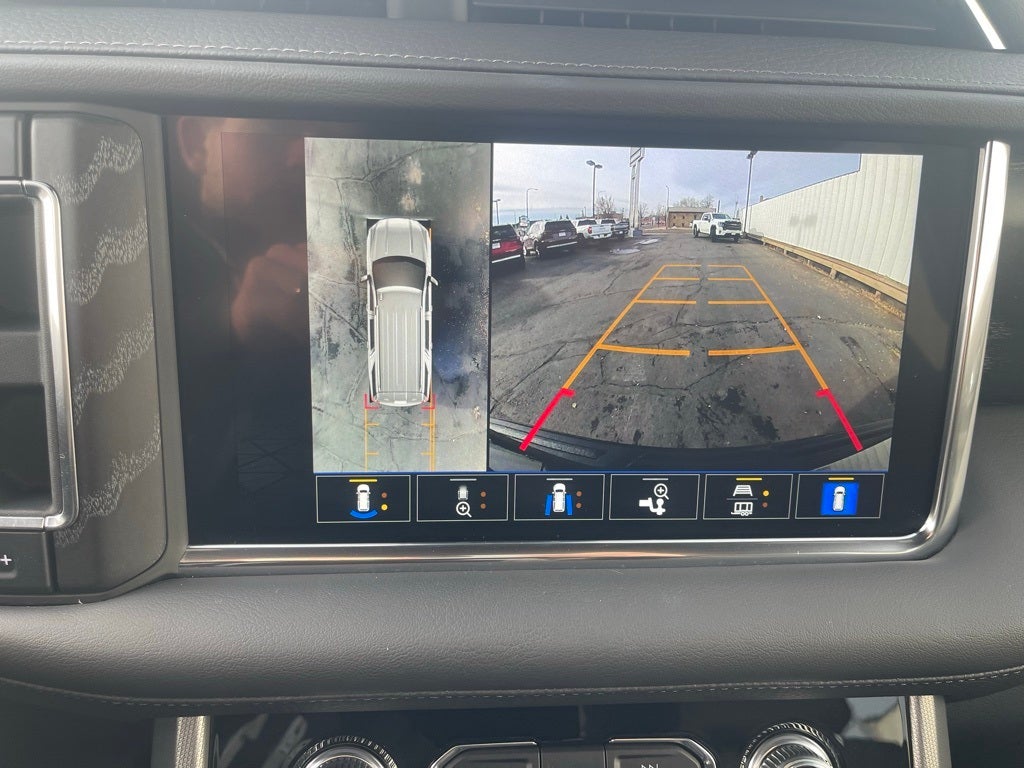 2023 GMC Yukon 4WD Denali