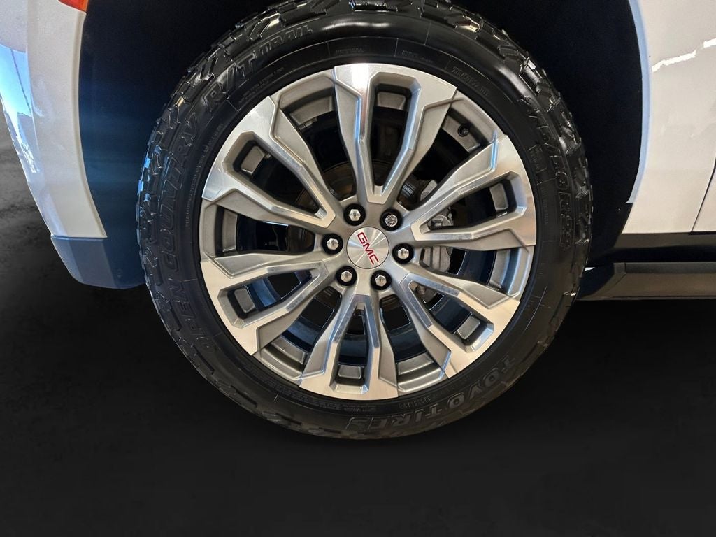 2021 GMC Yukon 4WD Denali