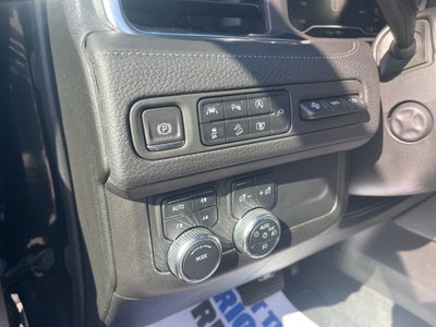 2022 GMC Yukon 4WD Denali