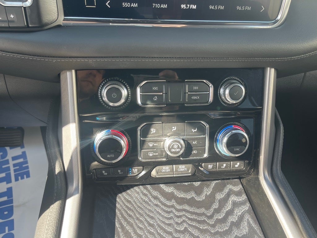 2022 GMC Yukon 4WD Denali