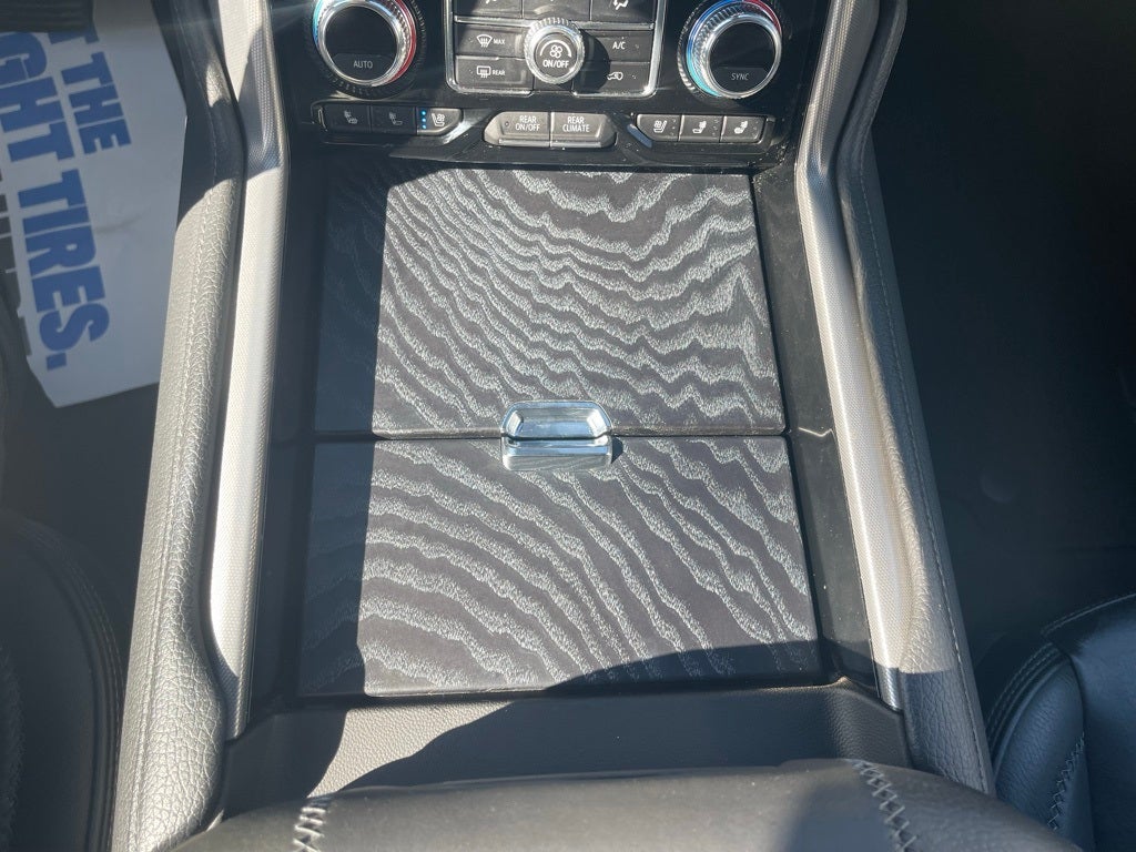 2022 GMC Yukon 4WD Denali