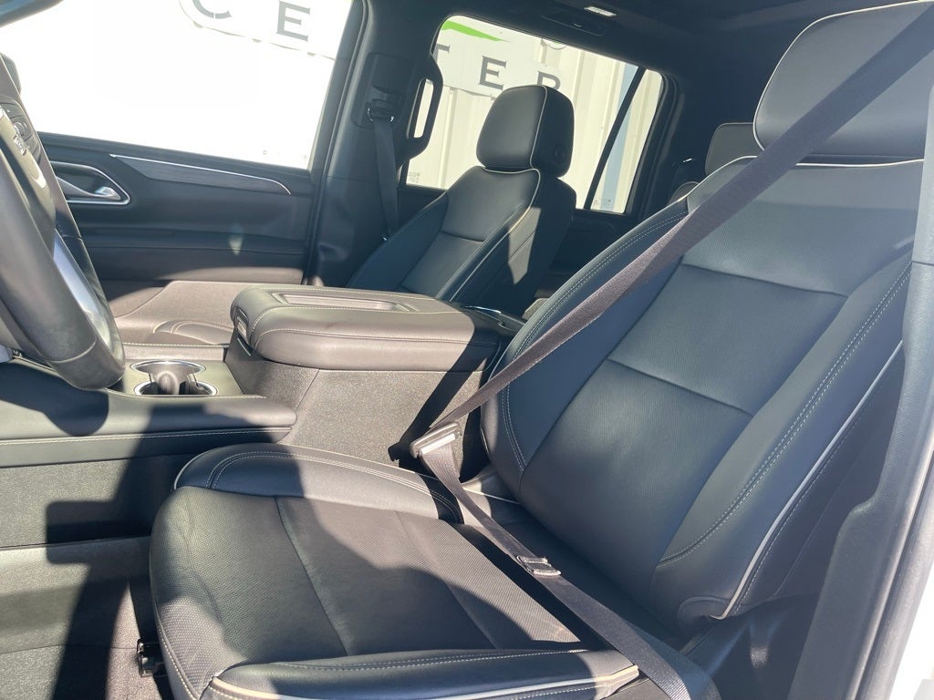 2022 GMC Yukon XL 4WD SLT