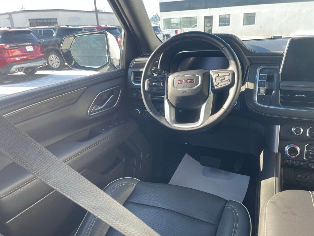 2022 GMC Yukon XL 4WD SLT