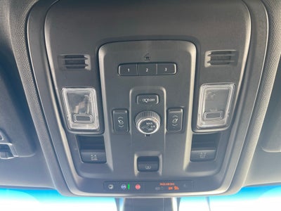 2022 GMC Yukon XL 4WD SLT