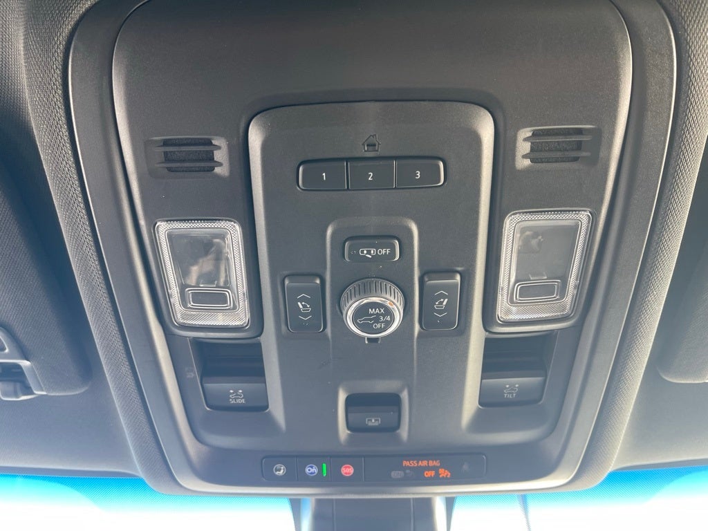 2022 GMC Yukon XL 4WD SLT