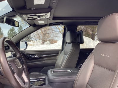 2021 GMC Yukon XL 4WD Denali