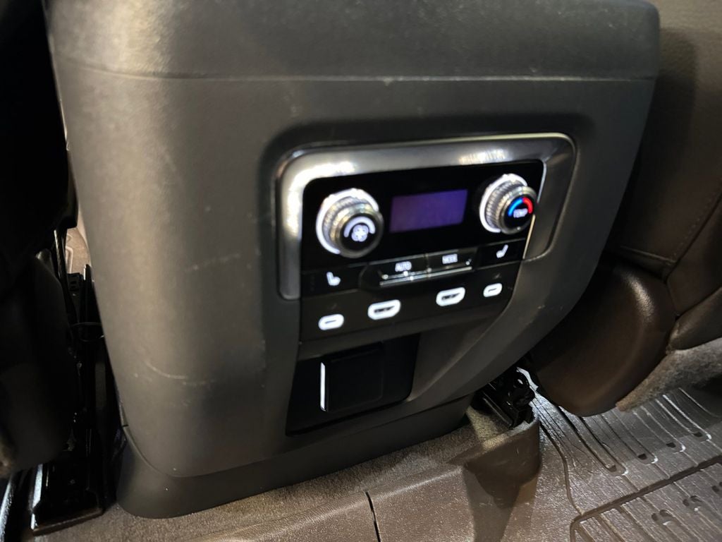 2024 GMC Yukon XL 4WD Denali