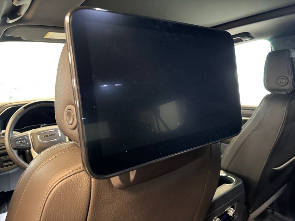 2023 GMC Yukon XL 4WD Denali