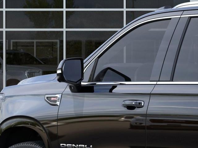 2025 GMC Yukon XL 4WD Denali