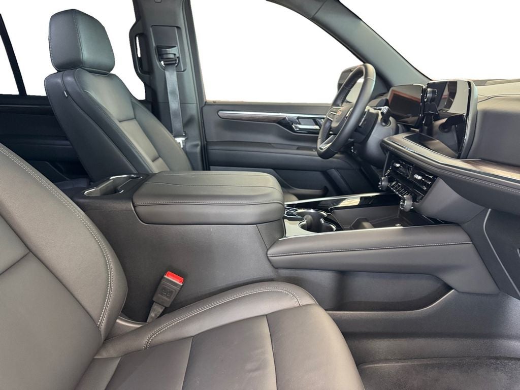2025 Chevrolet Tahoe 4WD LT