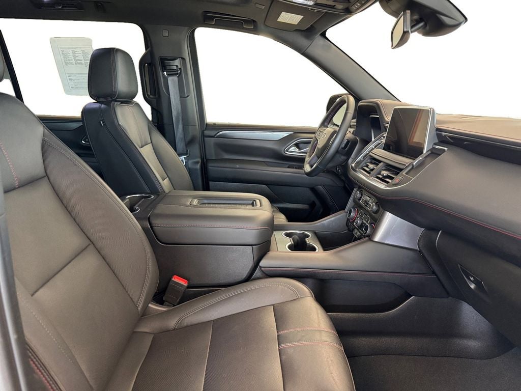 2023 Chevrolet Suburban 4WD RST