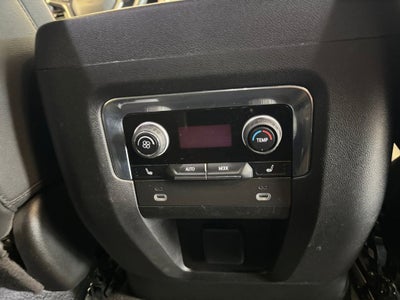 2023 Chevrolet Suburban 4WD RST