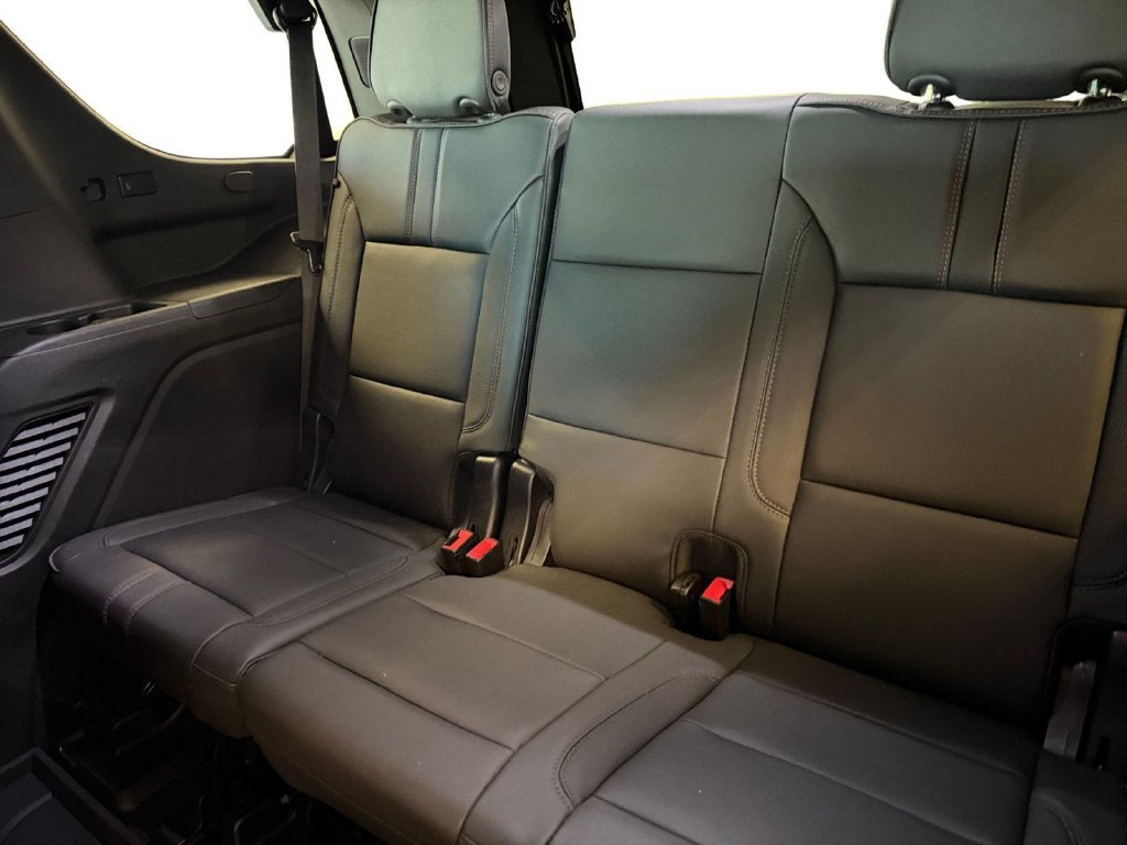 2023 Chevrolet Tahoe 4WD RST