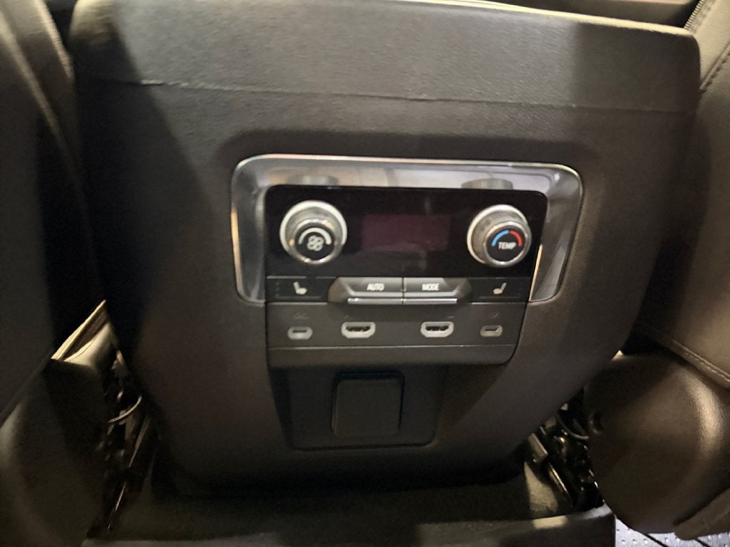 2023 Chevrolet Tahoe 4WD RST