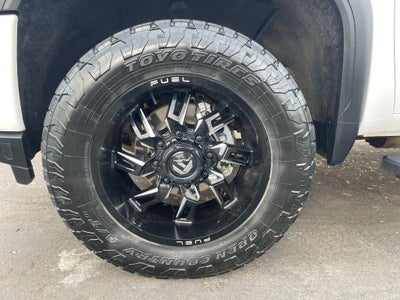 2022 GMC Sierra 2500HD 4WD Crew Cab Standard Bed AT4