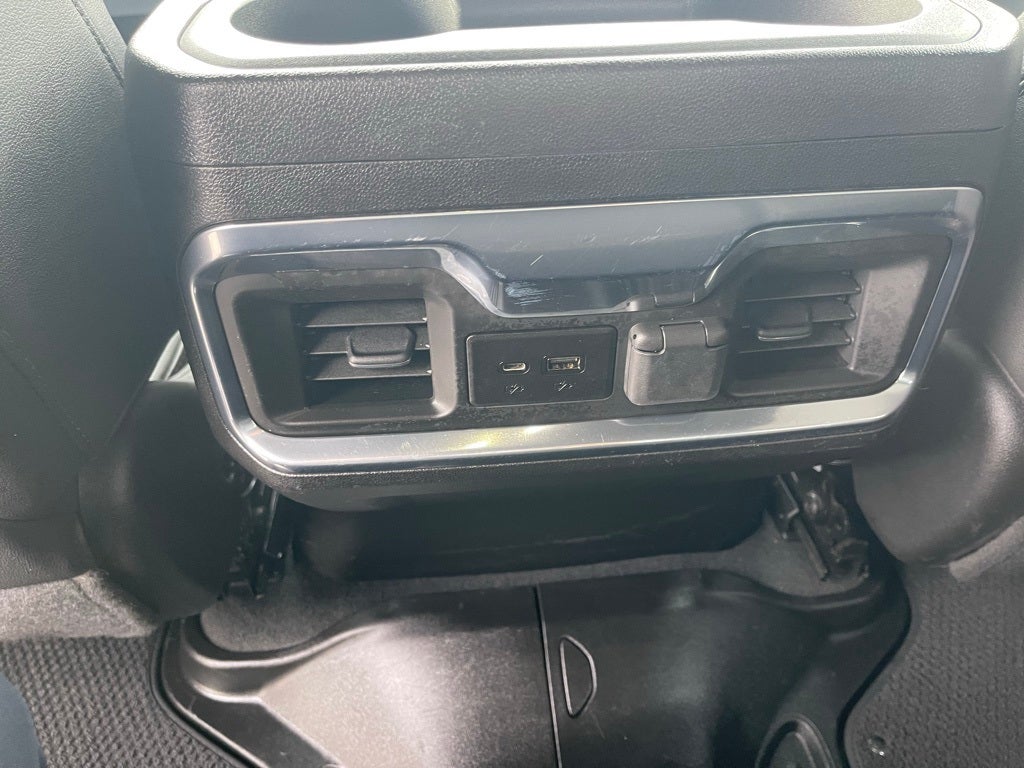 2022 GMC Sierra 2500HD 4WD Crew Cab Standard Bed AT4