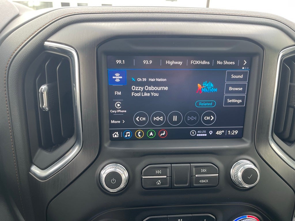 2022 GMC Sierra 2500HD 4WD Crew Cab Standard Bed AT4