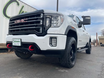 2022 GMC Sierra 2500HD 4WD Crew Cab Standard Bed AT4