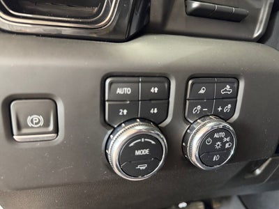 2024 GMC Sierra 2500HD 4WD Crew Cab Long Bed AT4