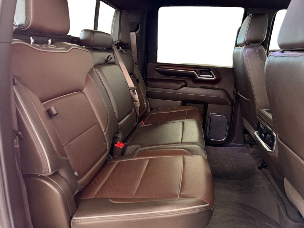 2024 GMC Sierra 2500HD 4WD Crew Cab Standard Bed Denali